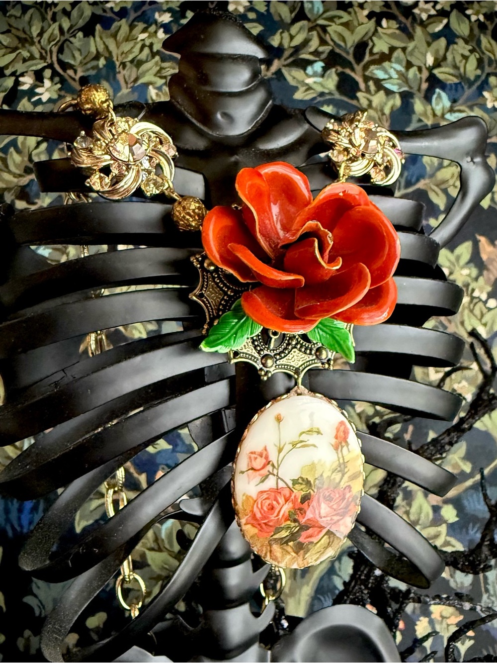 Vintage Upcycled Necklace Enamel Metal Rose Cameo Goldtone Chain Rhinestone
